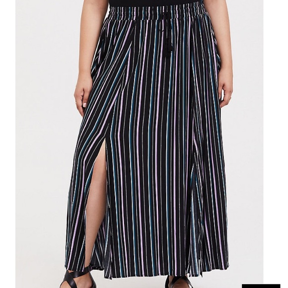 Torrid Black Stripe Maxi Skirt - Picture 4 of 4